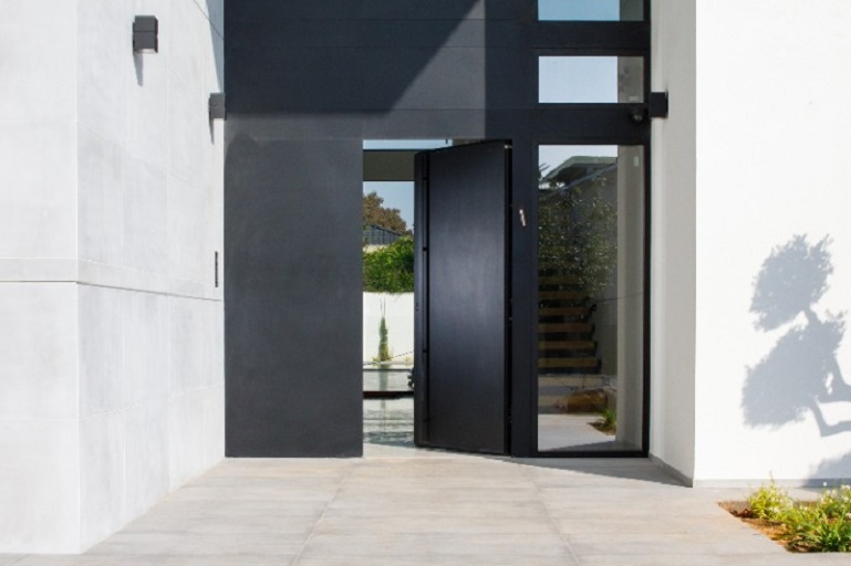 הרמטיקס פורצת דרך בדלתות ביטחון נגד פריצות